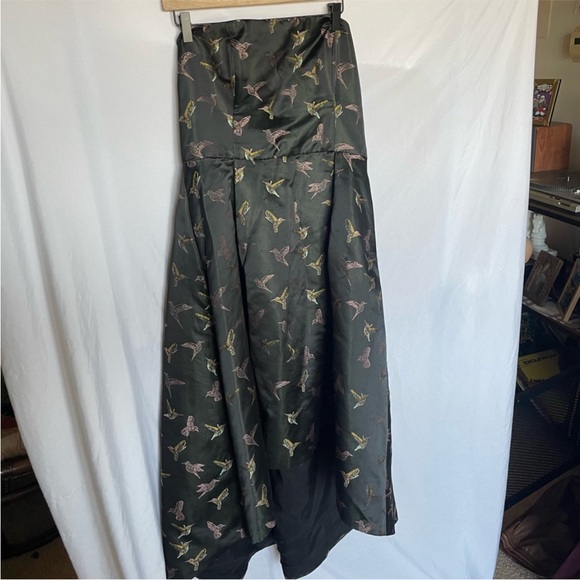 Modcloth | Dresses | Nwot Beautiful Hummingbird Print Strapless High ...